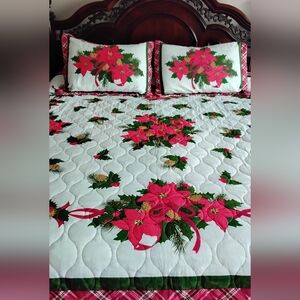 Holly Full/Q 3 Pc Quilt Set with Pillow Shams